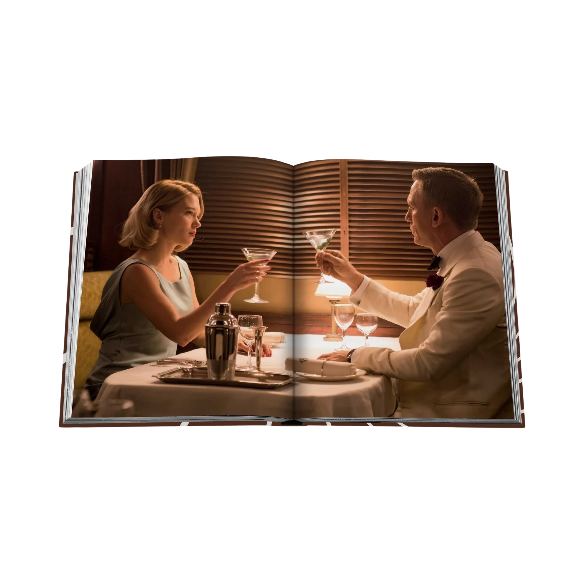 92294 ASSOULINE JAMES BOND STYLE LIVRO