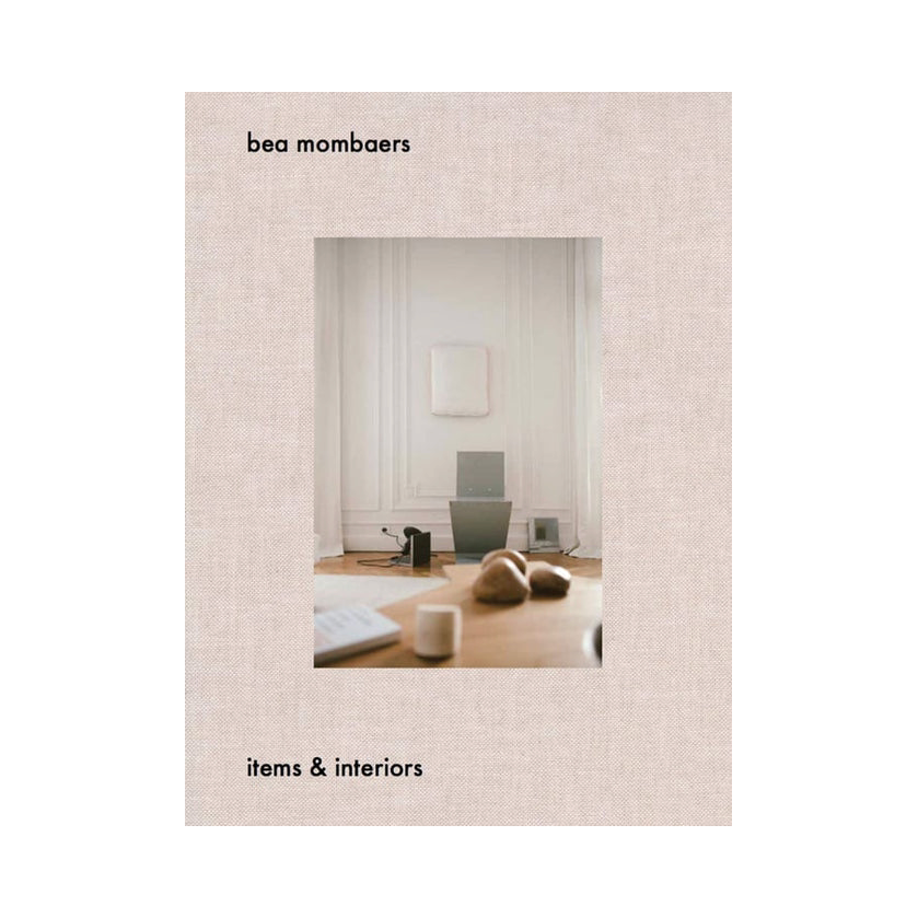 92413 BEA MOMBAERS. ITEMS & INTERIORS LIVRO