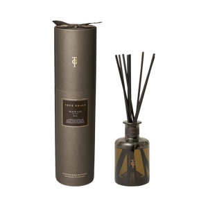 87066 True Grace MANOR "Black Lily" reed diffusor